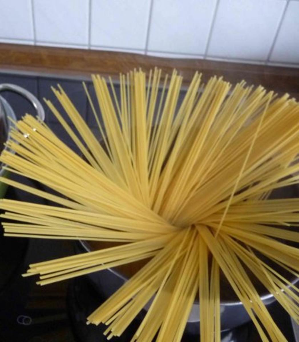 Vegan : Spaghetti - Zucchinibett - Rezept - Bild Nr. 3