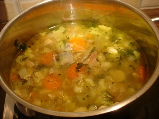 Hühnersuppe mit Einlage - Rezept - Bild Nr. 12