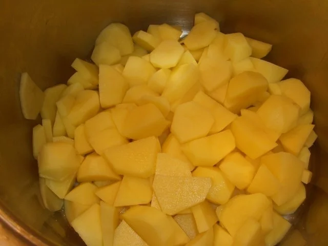 Rezept: Kartoffel-Lauch Suppe Bild Nr. 3 Kartoffel-Lauch Suppe - Rezept - Bild Nr. 3