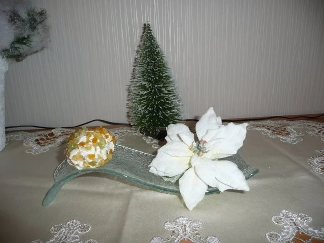 Rezept: Weihnachtliche Frischkäsepraline Weihnachtliche Frischkäsepraline - Rezept