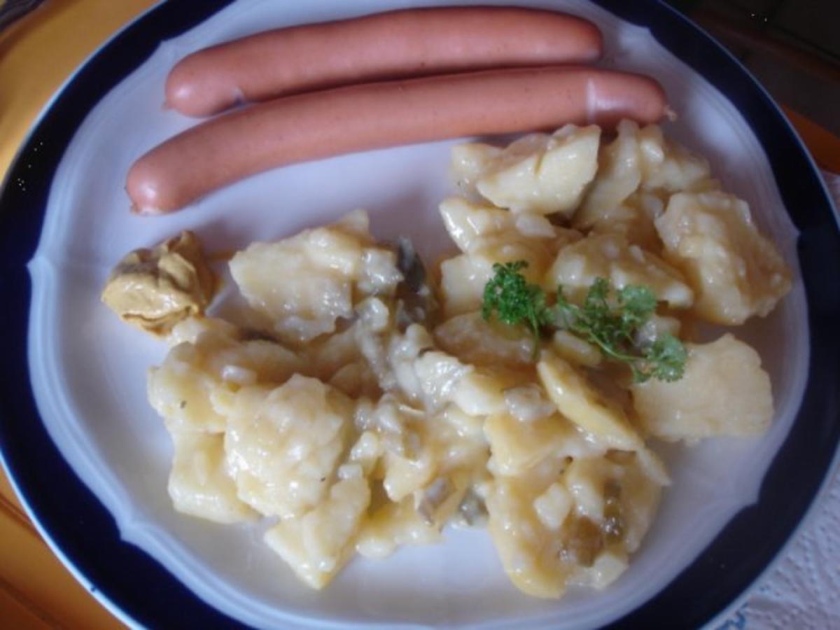 Kartoffelsalat mit Würstchen - Rezept - Bild Nr. 8