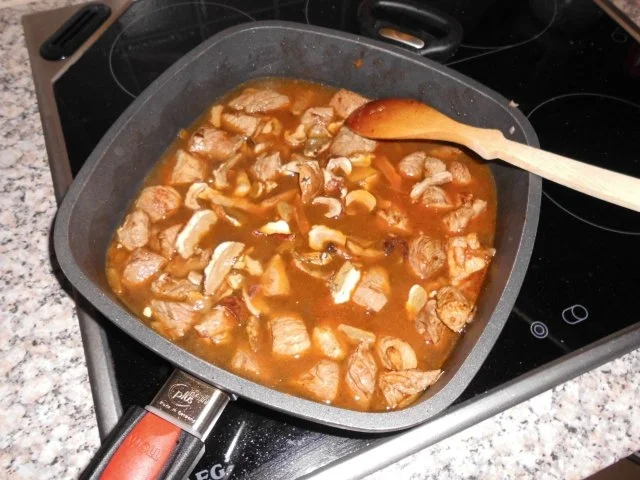Rezept: Schnelles Pilzgulasch>> Bild Nr. 6 Schnelles Pilzgulasch>> - Rezept - Bild Nr. 6