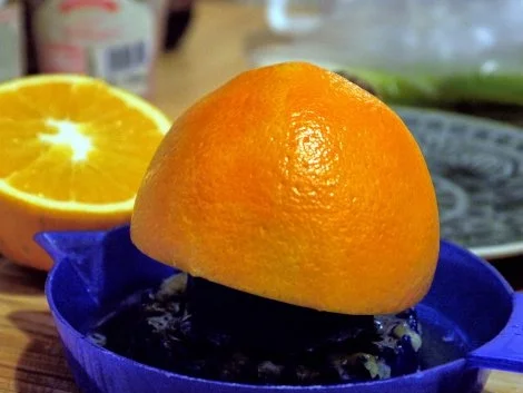 Rezept: Hähnchenbrust auf Tomatensauce mit Gremolata und würzigem Quinoa Bild Nr. 6 Hähnchenbrust auf Tomatensauce mit Gremolata und würzigem Quinoa - Rezept - Bild Nr. 6