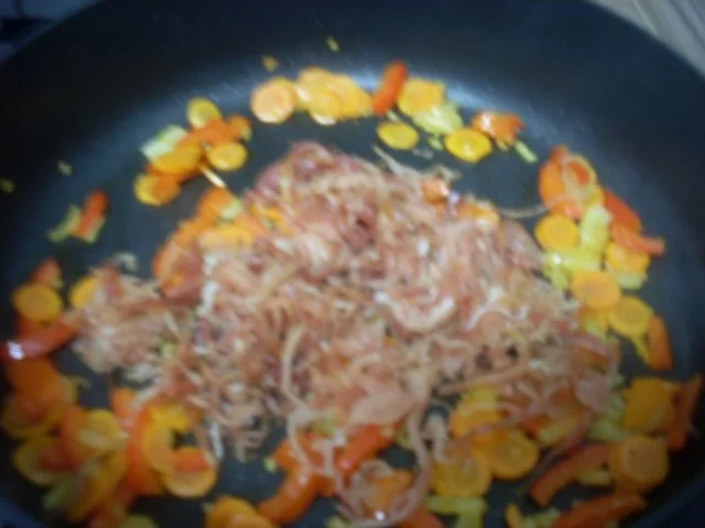 Herzhafte Leberkäse-Pfanne abgewandelte Idee von "Urlaubsoma" - Rezept - Bild Nr. 11