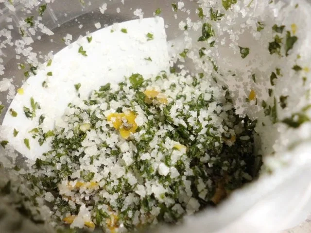 Rezept: Gewürzmittel; Aromasalz: Petersilien-Peperoni-Salz Gewürzmittel; Aromasalz: Petersilien-Peperoni-Salz - Rezept