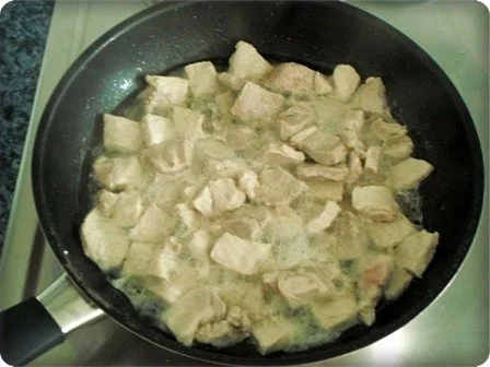 Schweinefleisch mit Ananas  und feinem Reistürmchen dazu - Rezept - Bild Nr. 9