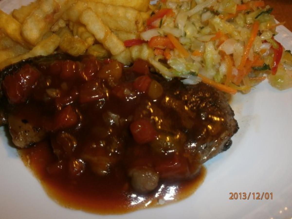 Bilder für Monkey Gland Steak mit Chakalaka-Krautsalat - Rezept