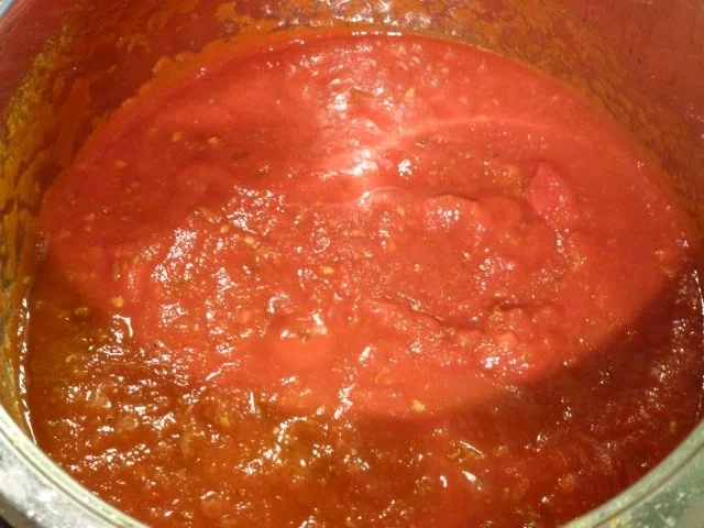 Rezept: Feuriges -Tomatiges-Schweinefilet-Gulasch Bild Nr. 5 Feuriges -Tomatiges-Schweinefilet-Gulasch - Rezept - Bild Nr. 5