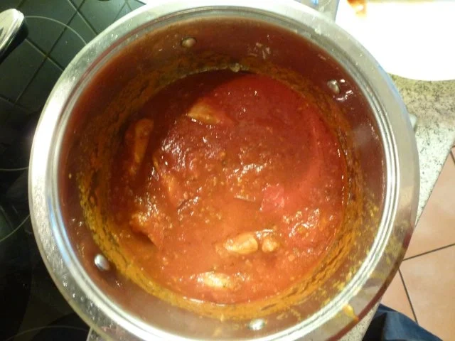 Rezept: Feuriges -Tomatiges-Schweinefilet-Gulasch Bild Nr. 9 Feuriges -Tomatiges-Schweinefilet-Gulasch - Rezept - Bild Nr. 9