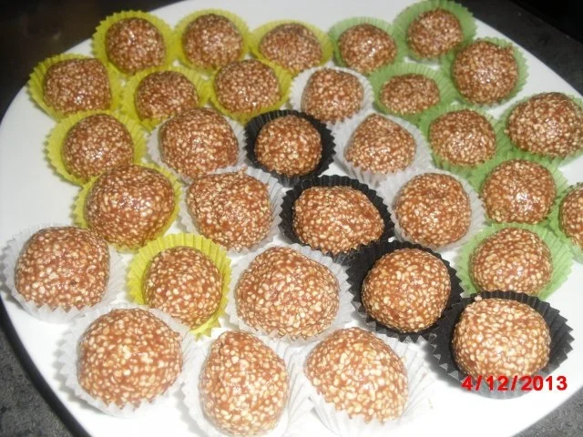 Rezept: Pralinen Cashewcreme-Schoko-Amaranth Bild Nr. 4 Pralinen Cashewcreme-Schoko-Amaranth - Rezept - Bild Nr. 4