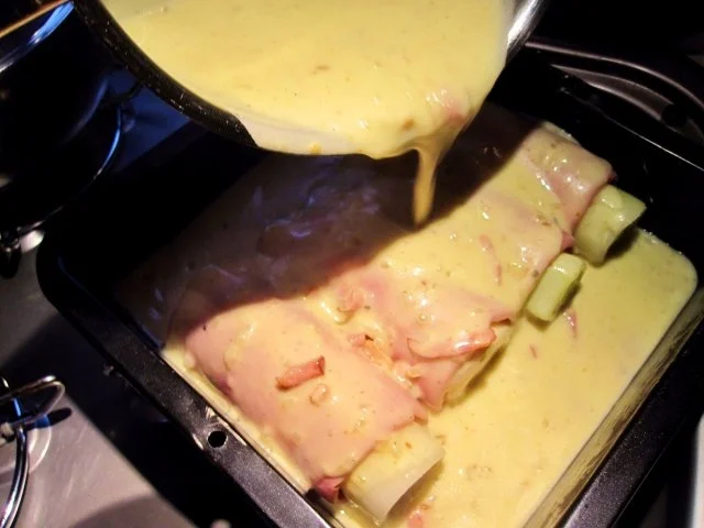 Pikante Lauchröllchen in Béchamelsoße - Rezept - Bild Nr. 5