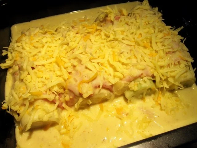 Pikante Lauchröllchen in Béchamelsoße - Rezept - Bild Nr. 6