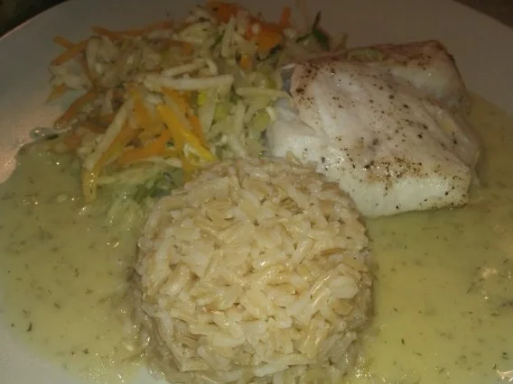 Zarter Kabeljau auf Gemüsebett und Naturreis - Rezept - Bild Nr. 8