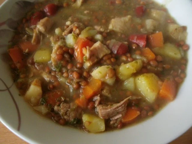 Rezept: Roter Linseneintopf mit Bauchfleisch und Cabanossi Bild Nr. 9 Roter Linseneintopf mit Bauchfleisch und Cabanossi - Rezept - Bild Nr. 9
