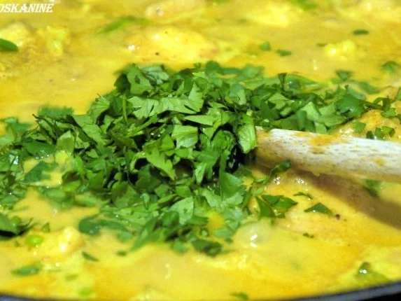 Curry mit Hähnchen, Blumenkohl und Zuckerschoten - Rezept - Bild Nr. 12
