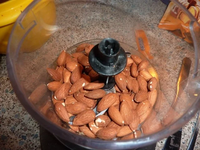 Weihnachten: Schokoladen-Sesam-Plätzchen - Rezept - Bild Nr. 3