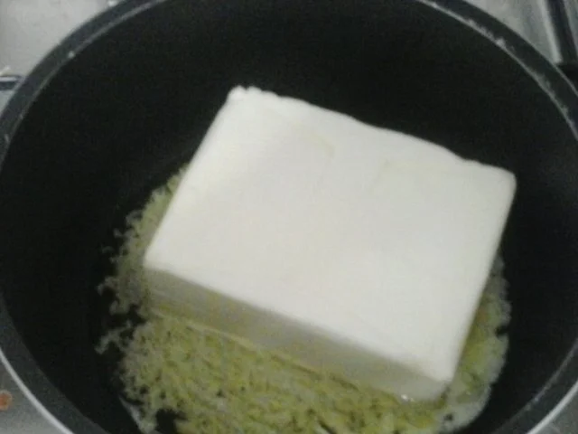 Rezept: Sandkuchen mit Marzipan und Schoko überzug Bild Nr. 2 Sandkuchen mit Marzipan und Schoko überzug - Rezept - Bild Nr. 2