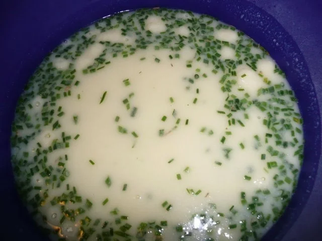 Rollbraten mit Knödel und Salat - Rezept - Bild Nr. 4