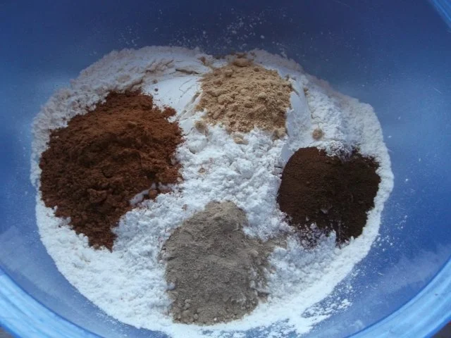 Rezept: Einfache braune Lebkuchen Bild Nr. 4 Einfache braune Lebkuchen - Rezept - Bild Nr. 4