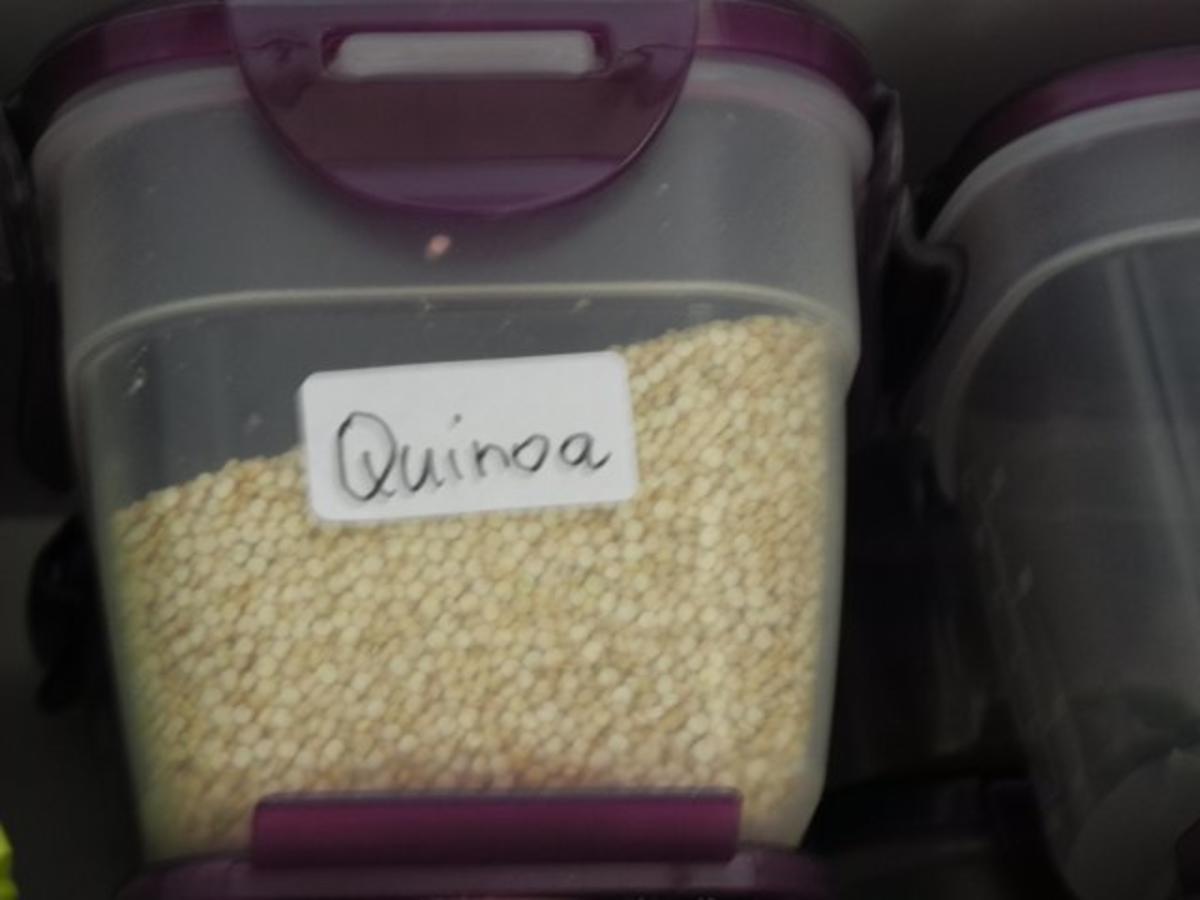 Vegan : Paprikaschoten mit würziger Quinoa - Füllung - Rezept - Bild Nr. 5
