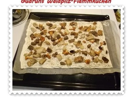 Rezept: Flammkuchen: Waldpilz-Flammkuchen Bild Nr. 8 Flammkuchen: Waldpilz-Flammkuchen - Rezept - Bild Nr. 8