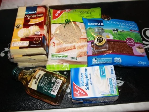 Rumkugeln aus Weiser Schokolade - Rezept - Bild Nr. 2