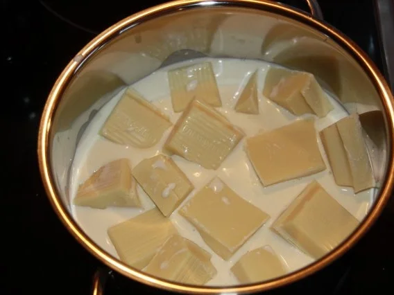 Rumkugeln aus Weiser Schokolade - Rezept - Bild Nr. 3