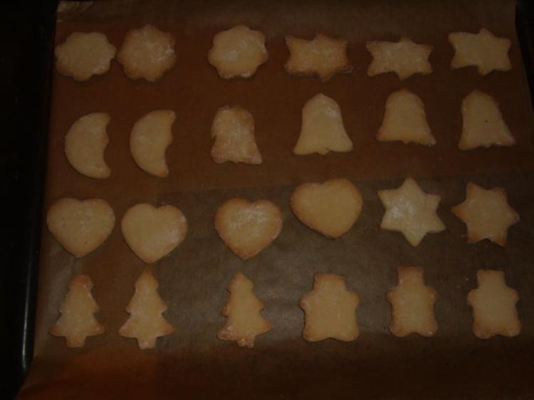 Butterplätzchen - einfach - von Hoenowbear Butterplätzchen - einfach - von Hoenowbear