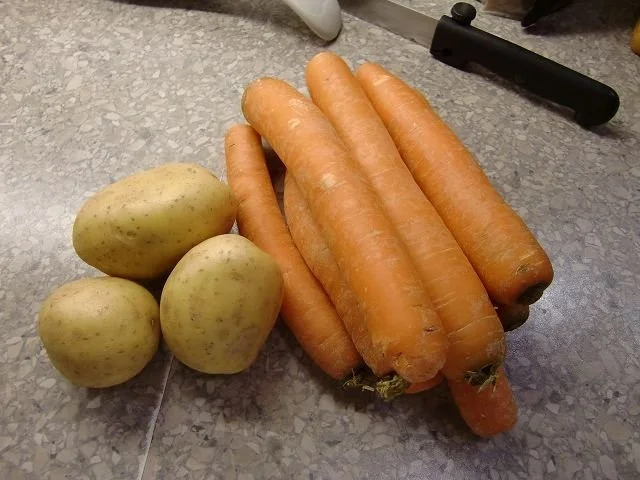 Möhrengemüse mit Frikadellen à la Heiko - Rezept - Bild Nr. 2