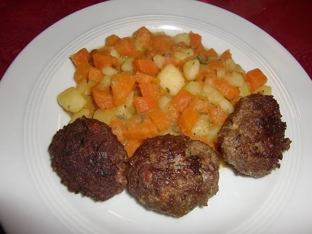 Möhrengemüse mit Frikadellen à la Heiko - Rezept - Bild Nr. 9