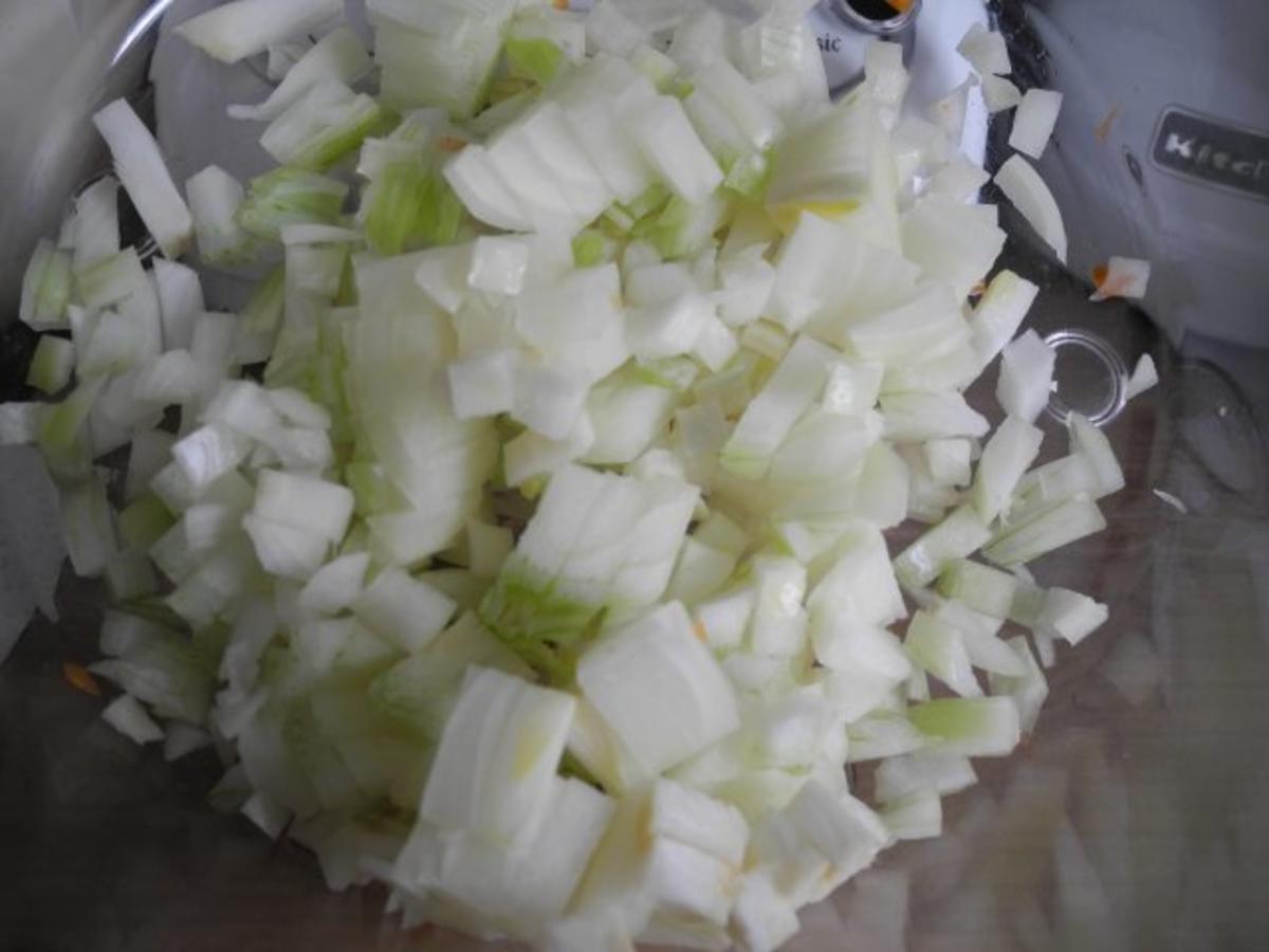 Vegan : Karotten - Bohnen - Gulasch an Petersilien - Reis - Rezept - Bild Nr. 7