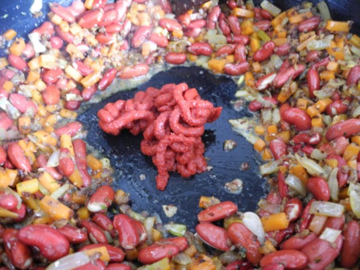 Vegan : Karotten - Bohnen - Gulasch an Petersilien - Reis - Rezept - Bild Nr. 10