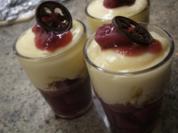 Rezept: Dessert: Glühweinbirnen unter Sahnepudding Dessert: Glühweinbirnen unter Sahnepudding - Rezept