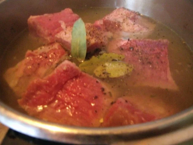 Rezept: Rinderbraten in Crème fraîche -Meerrettichsauce Bild Nr. 4 Rinderbraten in Crème fraîche -Meerrettichsauce - Rezept - Bild Nr. 4