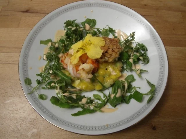 Rezept: Zweierlei von der Garnele mit Mango und Avocado Zweierlei von der Garnele mit Mango und Avocado - Rezept