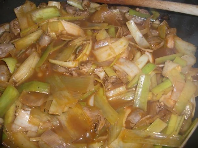 Rezept: Hähnchenherzen mit Lauch Bild Nr. 6 Hähnchenherzen mit Lauch - Rezept - Bild Nr. 6