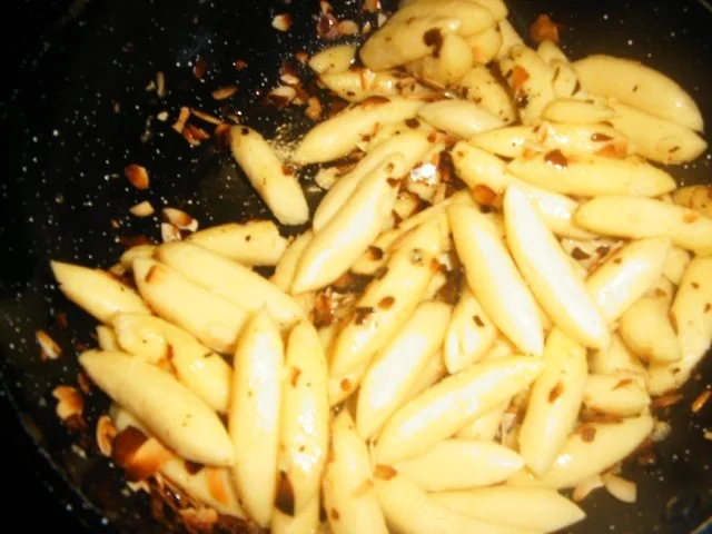 Rezept: Lachs mit Mandelschupfnudeln Bild Nr. 8 Lachs mit Mandelschupfnudeln - Rezept - Bild Nr. 8