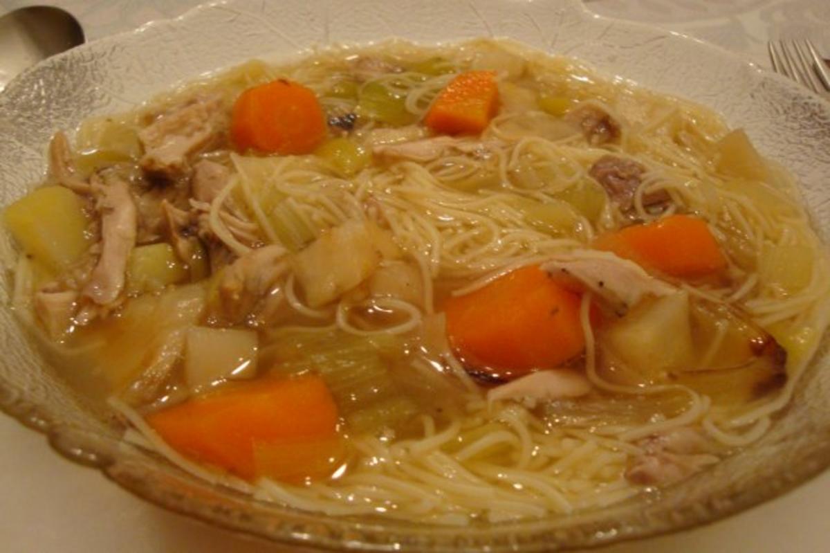 Bilder für Gemüsesuppe mit Bio-Huhn - Rezept