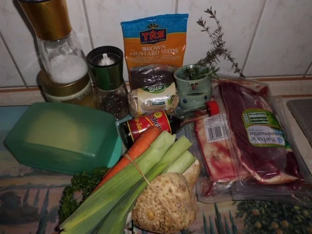 Geflügel, Ente: Ente im Sesam-Senf-Mantel an Gemüseragout - Rezept - Bild Nr. 2