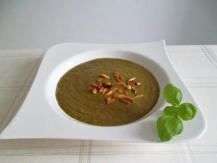 Grünkohl Cremesuppe mit Pinienkerne verfeinert - Rezept - Bild Nr. 11