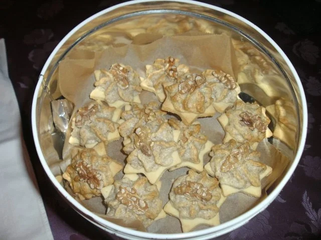 Rezept: Walnuss-Plätzchen Bild Nr. 2 Walnuss-Plätzchen - Rezept - Bild Nr. 2