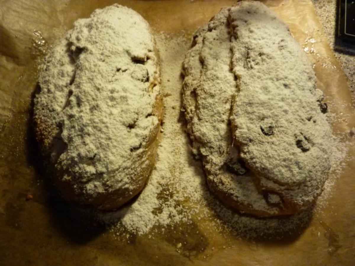 Weihnachten: Quarkstollen mit Marzipan - Rezept - kochbar.de