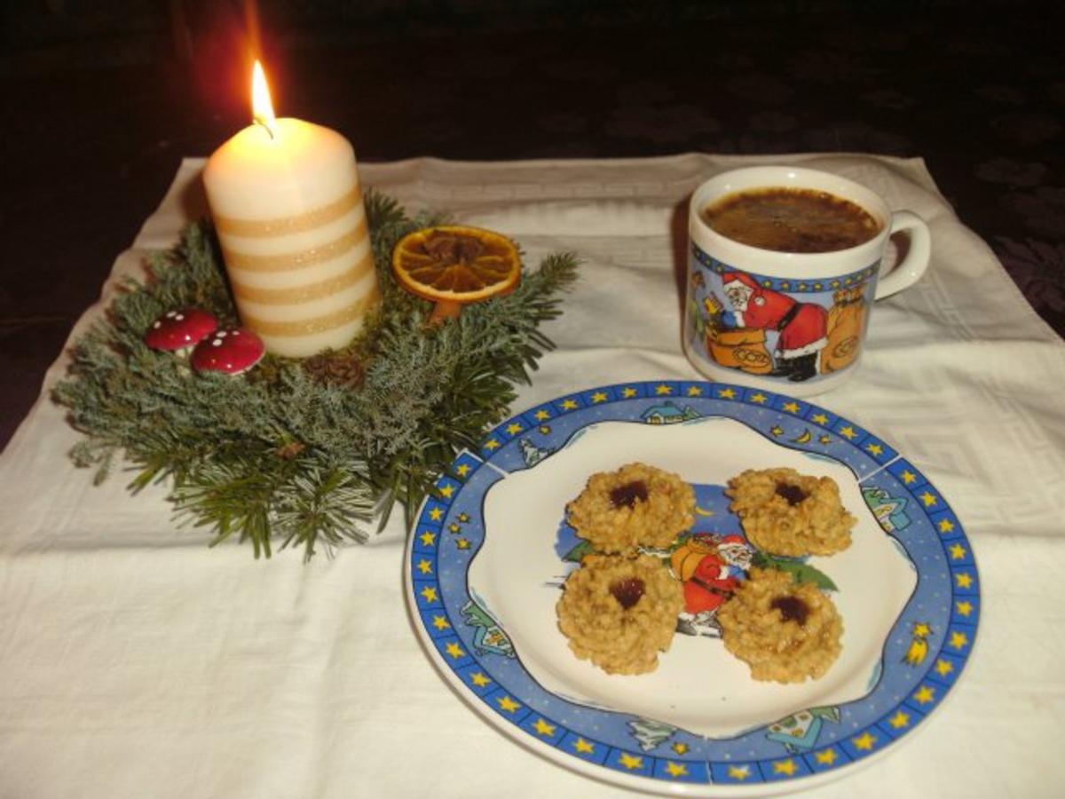 Bilder für Haselnuss-Makronen mit Marzipan - Rezept