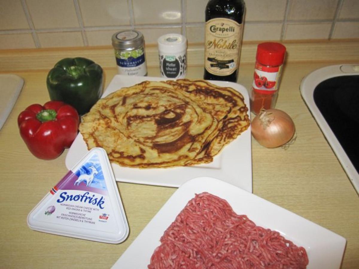 Pfannkuchen mit Hackfleisch Ziegenkäse Füllung - schnell &amp; einfach ...