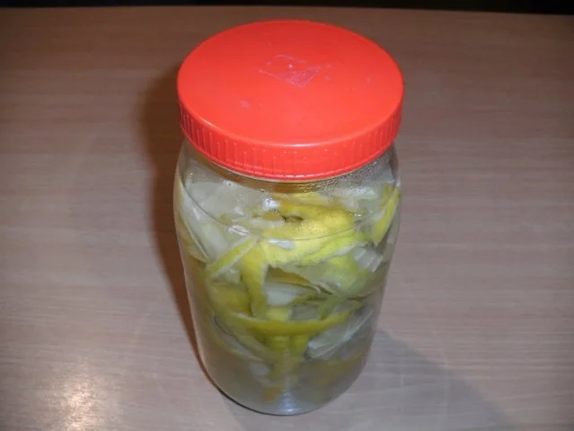 Getränk: Zitronenlikör à la Limoncello - Rezept