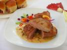 Barbarie Entenbrust an Orangensauce dazu Maroni-Preiselbeer-Buchteln - Rezept