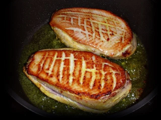 Barbarie Entenbrust an Orangensauce dazu Maroni-Preiselbeer-Buchteln - Rezept - Bild Nr. 8