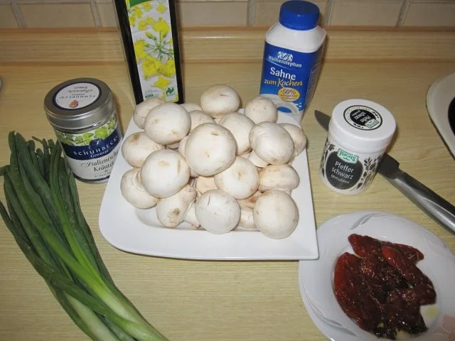 Rezept: Schweinegeschnetzeltes mit Champignons Bild Nr. 4 Schweinegeschnetzeltes mit Champignons - Rezept - Bild Nr. 4