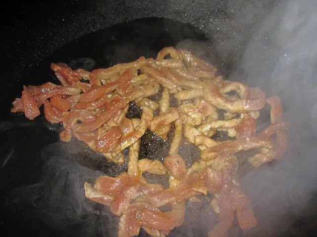 Rezept: Schweinegeschnetzeltes mit Champignons Bild Nr. 5 Schweinegeschnetzeltes mit Champignons - Rezept - Bild Nr. 5