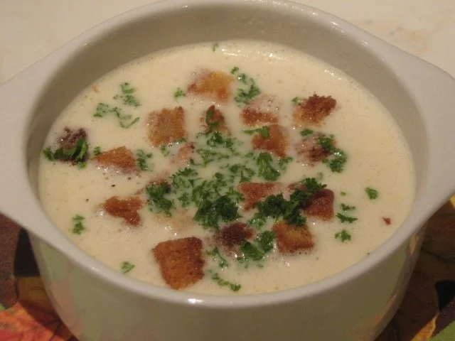 feines Knoblauchcremesüppchen - Rezept